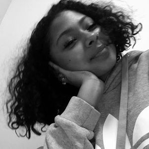 Meet your Posher, Alisha